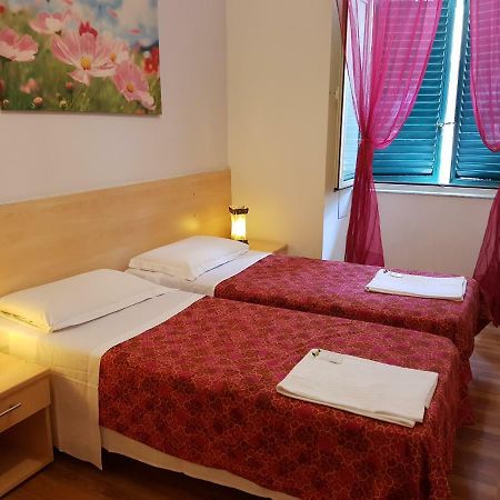 L'Incanto Di San Pietro B&B ローマ エクステリア 写真